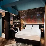 Aiola Living Boutique 4*