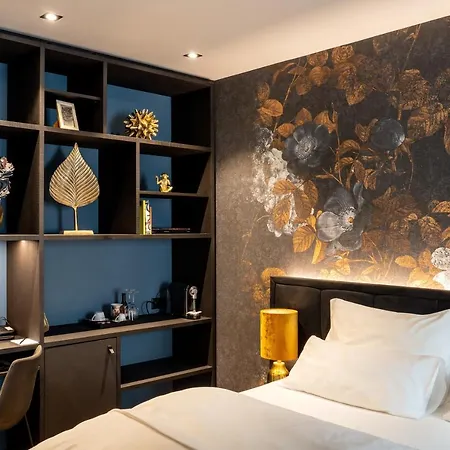 Aiola Living Boutique 4*