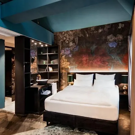 Aiola Living Boutique 4*