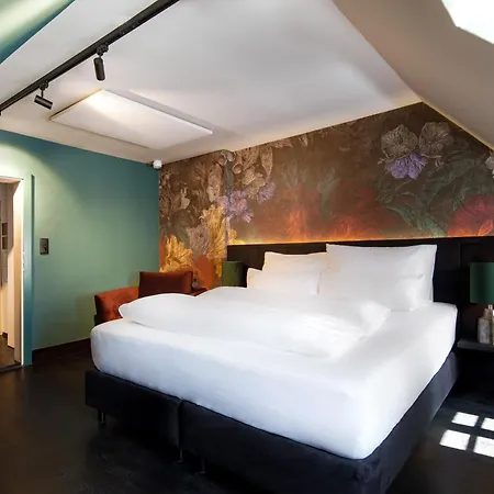 Aiola Living Boutique Hotel 4*