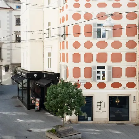 Hotell Aiola Living