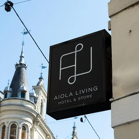 Отель Aiola Living Boutique 4*